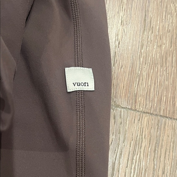 Vuori Chocolate Brown Leggings - Picture 4 of 5